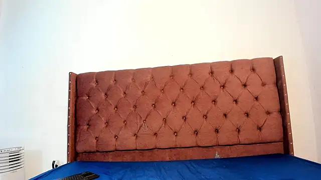 lau hotfox online show from November 27, 12:56 am