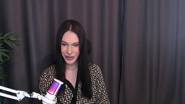 Cassie Bae online show from April 18, 8:40 am