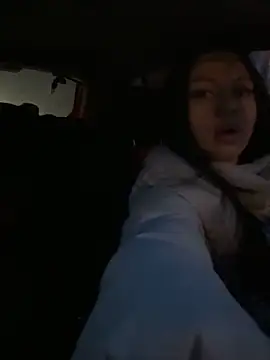 JulliaVegas online show from February 3, 1:41 am