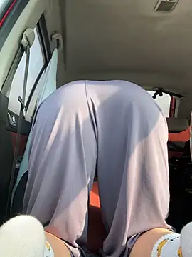 JulliaVegas online show from March 5, 5:07 am