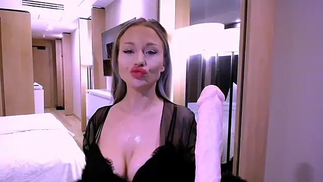 Snapshot of project_barbara chatting on December 28, 8:05 am project barbara online show from December 28, 8:05 am