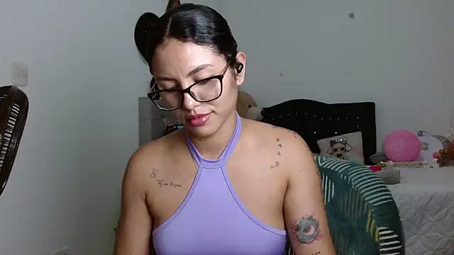 Snapshot of Sexy_Lia_ chatting on February 20, 6:26 am Sexy Lia online show from February 20, 6:26 am