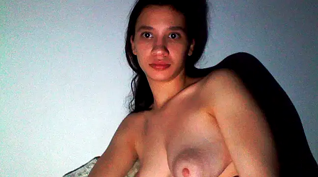 Snapshot of maiaandreea chatting on December 18, 11:30 pm maiaandreea online show from December 18, 11:30 pm