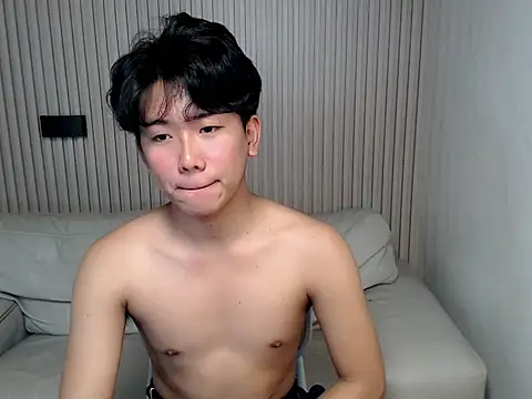 dangerzone0122 online show from April 18, 7:40 pm