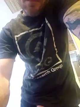 Huntzg23 online show from March 4, 2:50 am