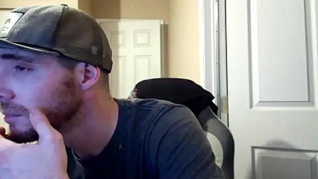 Huntzg23 online show from March 19, 4:49 am