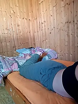 Snapshot of Eleni_Pappa chatting on November 5, 10:37 am Eleni Pappa online show from November 5, 10:37 am