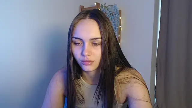 IrinaShayk18 online show from January 5, 8:54 am