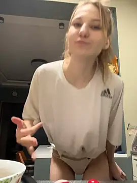 Snapshot of samantha1sam chatting on December 18, 9:51 pm samantha1sam online show from December 18, 9:51 pm