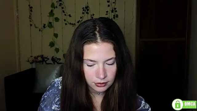 Snapshot of Alicia_redfollow chatting on November 16, 12:11 pm Alicia redfollow online show from November 16, 12:11 pm