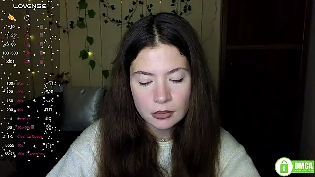 Snapshot of Alicia_redfollow chatting on November 27, 12:29 pm Alicia redfollow online show from November 27, 12:29 pm