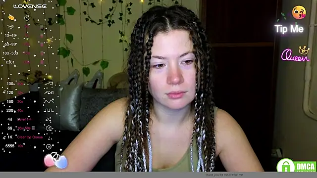 Snapshot of Alicia_redfollow chatting on February 21, 6:25 am Alicia redfollow online show from February 21, 6:25 am