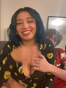 Snapshot of Bulmasexy chatting on March 10, 8:34 pm Bulmasexy online show from March 10, 8:34 pm