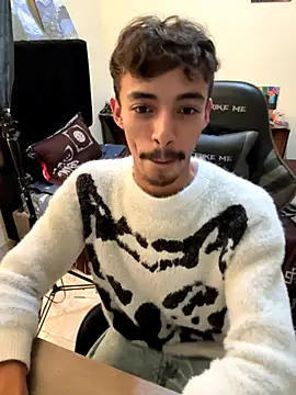 Snapshot of twink_latino5 chatting on November 3, 2:02 am twink latino5 online show from November 3, 2:02 am