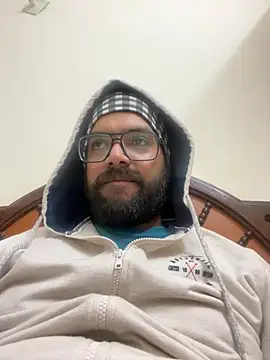 Arsh Loves Luv online show from December 23, 7:20 pm