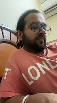 Arsh Loves Luv online show from December 28, 12:24 pm