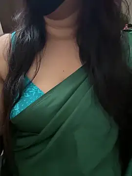 Snapshot of Akhi_Akshaya chatting on December 18, 6:21 am Akhi Akshaya online show from December 18, 6:21 am