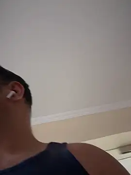 Snapshot of SecretlyDD chatting on February 28, 4:54 am SecretlyDD online show from February 28, 4:54 am