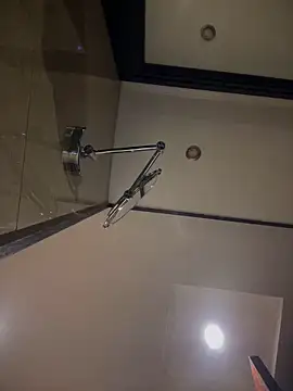 Snapshot of SecretlyDD chatting on March 12, 9:44 am SecretlyDD online show from March 12, 9:44 am