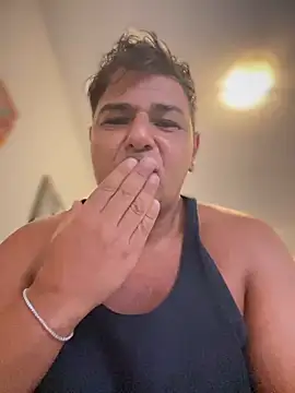 Snapshot of SecretlyDD chatting on September 16, 6:36 am SecretlyDD online show from September 16, 6:36 am