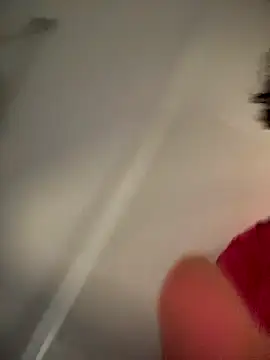 Snapshot of SecretlyDD chatting on October 10, 6:34 am SecretlyDD online show from October 10, 6:34 am