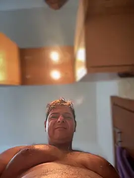 Snapshot of SecretlyDD chatting on November 15, 8:11 am SecretlyDD online show from November 15, 8:11 am