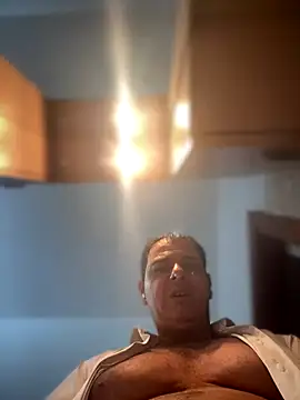 Snapshot of SecretlyDD chatting on November 17, 9:26 am SecretlyDD online show from November 17, 9:26 am