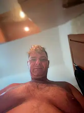 Snapshot of SecretlyDD chatting on January 19, 8:40 am SecretlyDD online show from January 19, 8:40 am