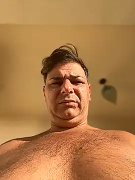 Snapshot of SecretlyDD chatting on February 27, 5:18 am SecretlyDD online show from February 27, 5:18 am