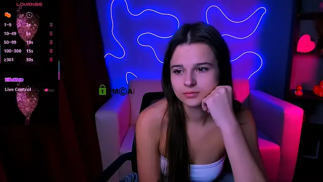 berry alma online show from October 5, 7:01 pm