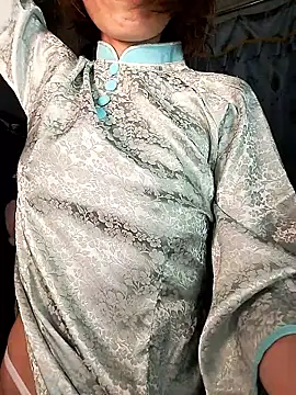 Snapshot of Lucy_limon chatting on January 14, 1:55 am Lucy limon online show from January 14, 1:55 am