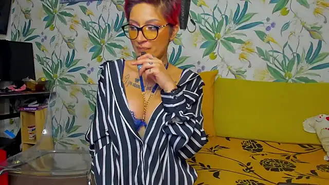 Snapshot of Lucky_Deniz chatting on February 10, 11:58 am Lucky Deniz online show from February 10, 11:58 am