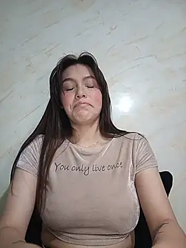 Snapshot of eriika_deep_ chatting on May 31, 1:07 pm eriika deep online show from May 31, 1:07 pm