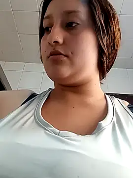 Snapshot of hanna_sky1 chatting on October 27, 2:43 pm hanna sky1 online show from October 27, 2:43 pm