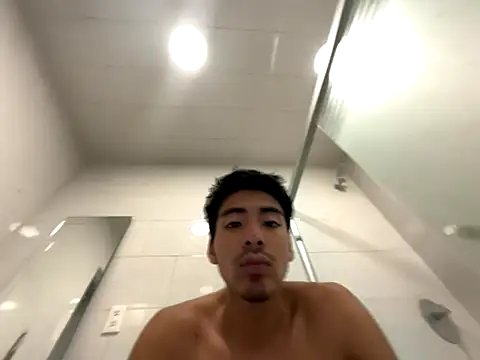 Snapshot of GIOOOO568 chatting on September 27, 2:05 am GIOOOO568 online show from September 27, 2:05 am