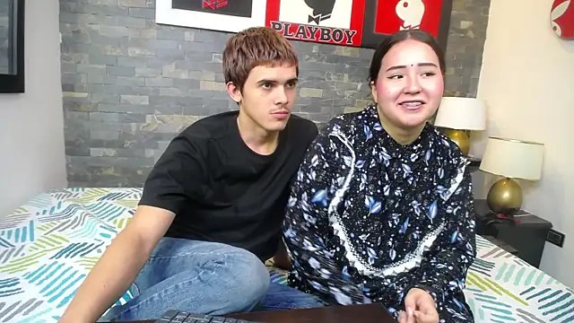 Snapshot of Gurvinder_1 chatting on March 1, 12:12 pm Gurvinder 1 online show from March 1, 12:12 pm