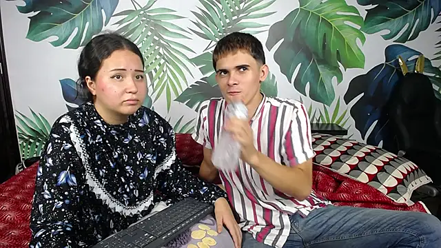 Snapshot of Gurvinder_1 chatting on March 12, 6:33 pm Gurvinder 1 online show from March 12, 6:33 pm