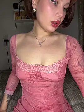 Snapshot of AmmyRich1 chatting on June 11, 4:32 am AmmyRich1 online show from June 11, 4:32 am