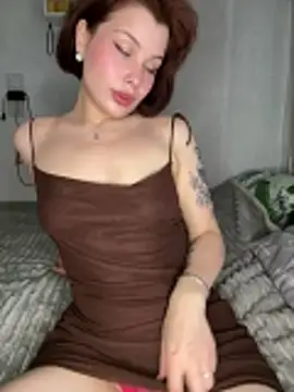 Snapshot of AmmyRich1 chatting on June 12, 6:12 am AmmyRich1 online show from June 12, 6:12 am