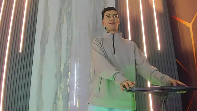 Angel xxx online show from March 27, 7:13 pm