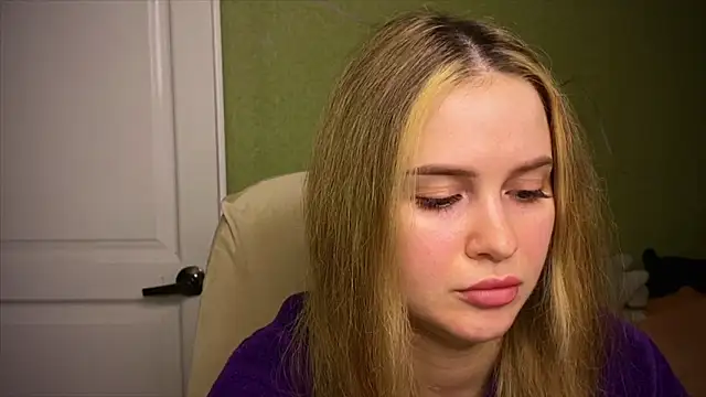 IlonaMurf online show from April 11, 4:22 pm