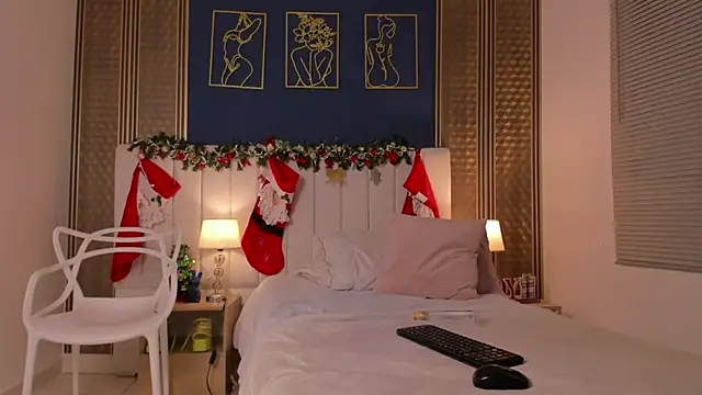  dakota a online show from December 30, 11:06 pm