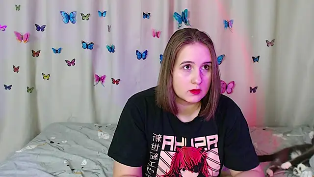 Snapshot of Phantommira chatting on December 27, 10:26 pm Phantommira online show from December 27, 10:26 pm