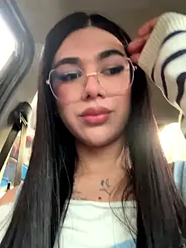 RoseCassie online show from January 9, 12:52 pm