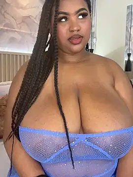 AinaraJimenez online show from April 16, 8:09 pm