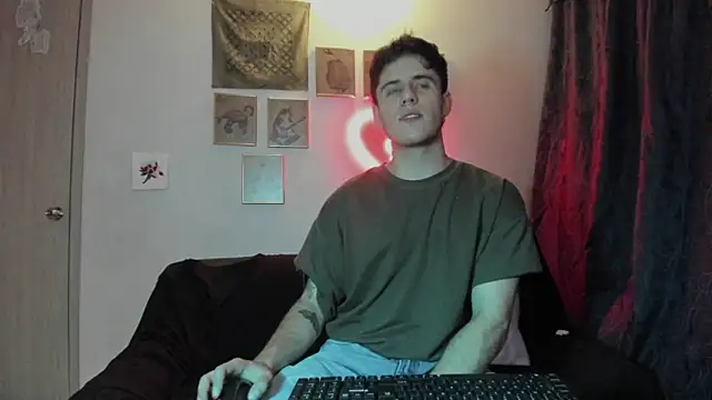 Snapshot of Antonello_Vannucci chatting on December 28, 11:16 pm Antonello Vannucci online show from December 28, 11:16 pm