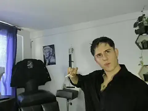 Snapshot of Antonello_Vannucci chatting on March 16, 8:00 pm Antonello Vannucci online show from March 16, 8:00 pm