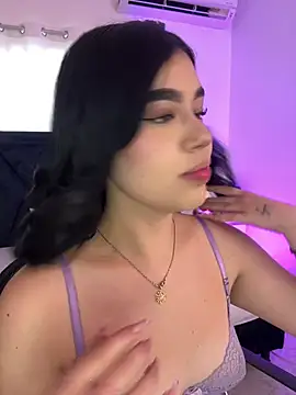 Snapshot of Lily_Woodz chatting on July 11, 7:05 pm Lily Woodz online show from July 11, 7:05 pm