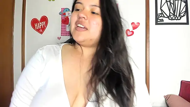 Snapshot of lizzie_c chatting on February 14, 5:41 am lizzie c online show from February 14, 5:41 am