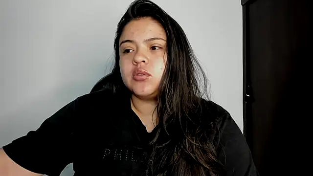 Snapshot of lizzie_c chatting on September 21, 9:55 am lizzie c online show from September 21, 9:55 am